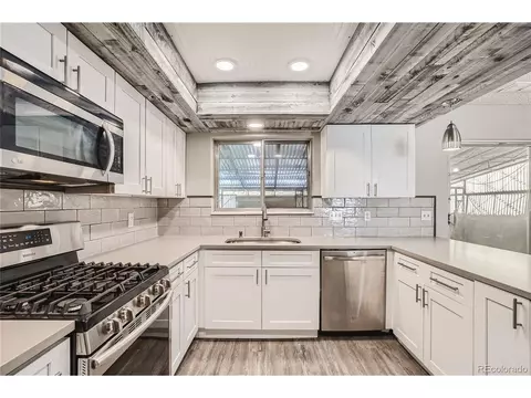 9152 E Lehigh St, Denver, CO 80237 photo 4