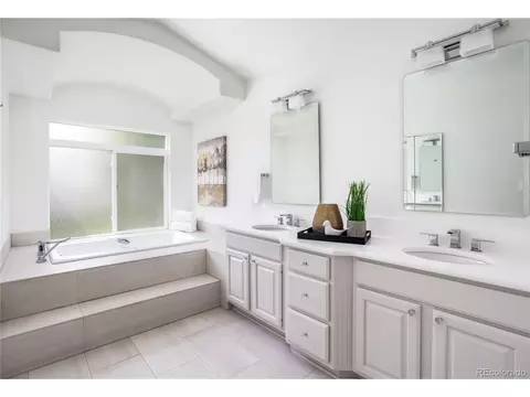 8982 Meadow Hill Cir, Lone Tree, CO 80124 photo 18