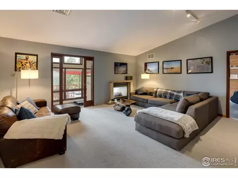 326 Peakview Rd, Boulder, CO 80302 photo 9