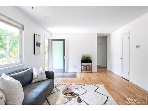 1040 Ithaca Dr, Boulder, CO 80305 photo 3