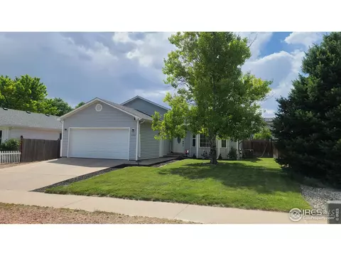 3913 Grouse Dr, Evans, CO 80620 photo 2