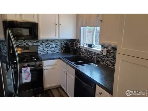 3913 Grouse Dr, Evans, CO 80620 photo 10