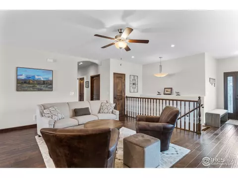 808 13th St, Berthoud, CO 80513 photo 4