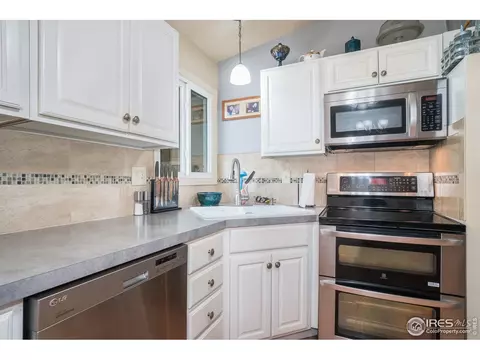 1406 Willow Dr, Berthoud, CO 80513 photo 6