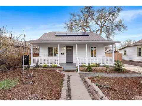 1623 Dayton St, Aurora, CO 80010