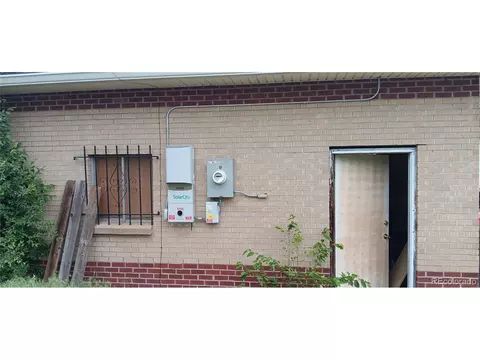 2008 Moline St, Aurora, CO 80010 photo 4