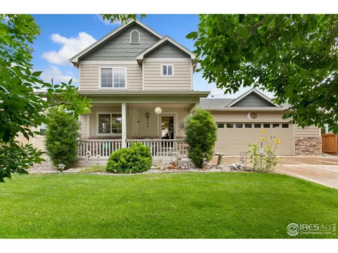 640 Mount Massive St, Berthoud, CO 80513 photo 2