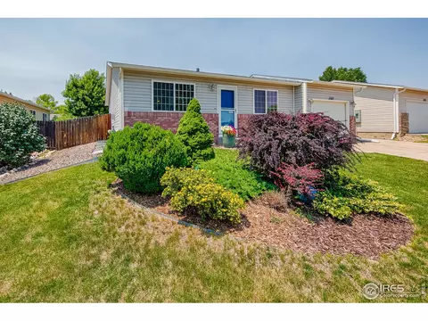 3917 Dove Ln, Evans, CO 80620 photo 2
