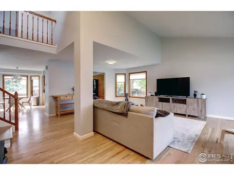 2525 Mapleton Ct, Longmont, CO 80503 photo 2