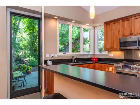 241 Pearl St, Boulder, CO 80302 photo 9