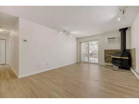 1350 Golden Cir #308, Golden, CO 80401