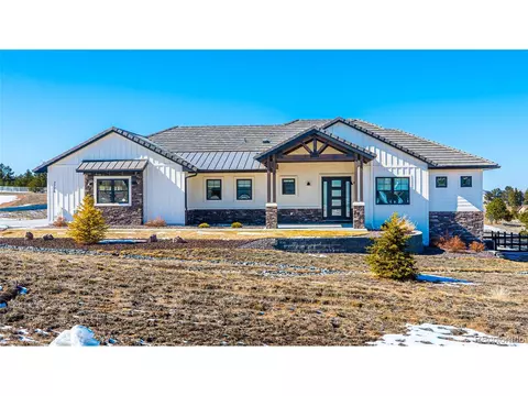 3726 Pinehurst Cir, Colorado Springs, CO 80908
