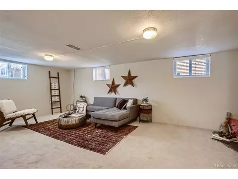 2637 N Jackson St, Denver, CO 80205 photo 18