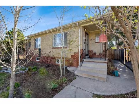 3520 Ivanhoe St, Denver, CO 80207 photo 2