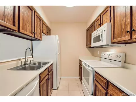 8482 Everett Way #B, Arvada, CO 80005 photo 12