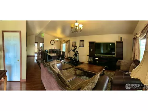 3318 39th Ave, Evans, CO 80620 photo 2
