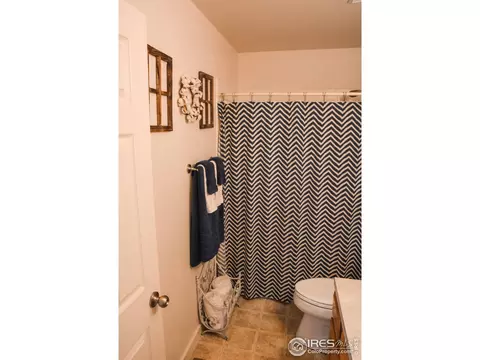 4226 Larkspur Rd, Evans, CO 80620 photo 9