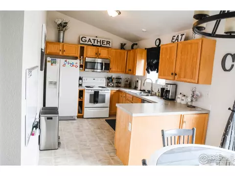 4226 Larkspur Rd, Evans, CO 80620 photo 6