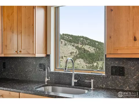304 Camino Bosque, Boulder, CO 80302 photo 13