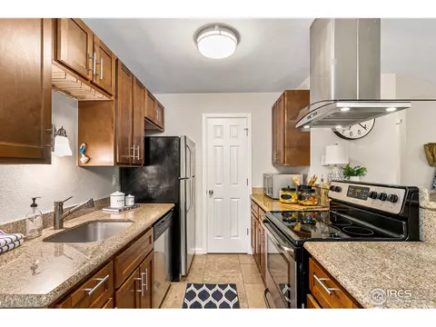 695 Manhattan Dr #8, Boulder, CO 80303 photo 11