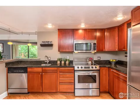 1735 Hawthorn Pl, Boulder, CO 80304 photo 13
