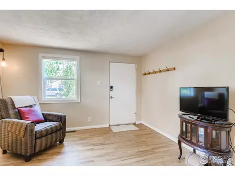 6980 Reno Dr, Arvada, CO 80002 photo 8