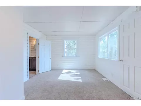 Bedroom - 12581 S Us Hwy 285, Conifer, CO 80433 photo 2 of 3