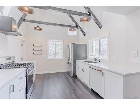 Kitchen - 12581 S Us Hwy 285, Conifer, CO 80433 photo 2 of 3