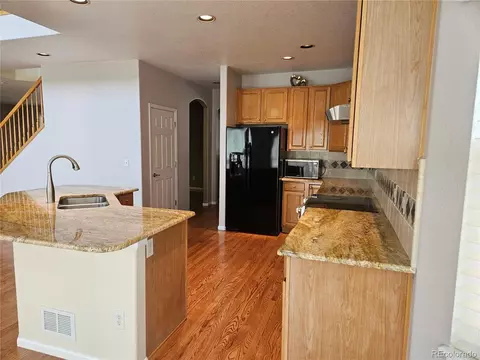 1202 E 100th Pl, Thornton, CO 80229 photo 14
