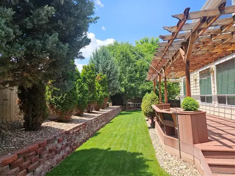 1202 E 100th Pl, Thornton, CO 80229 photo 3