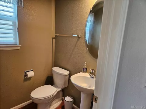 1202 E 100th Pl, Thornton, CO 80229 photo 16