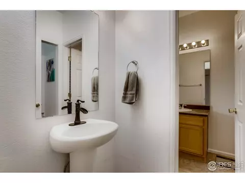 18653 E 47th Ave, Denver, CO 80249 photo 11