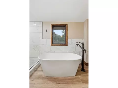 Bath - 6271 Valley Ln, Morrison, CO 80465 photo 6 of 9