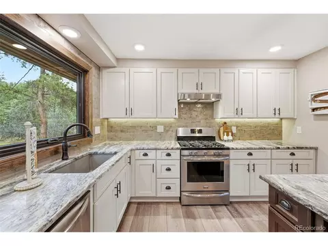 Kitchen - 6271 Valley Ln, Morrison, CO 80465 photo 5 of 7