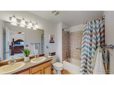 5731 Hickory Cir, Frederick, CO 80504 photo 13