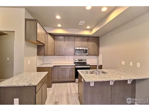 843 Winding Brook Dr, Berthoud, CO 80513 photo 5