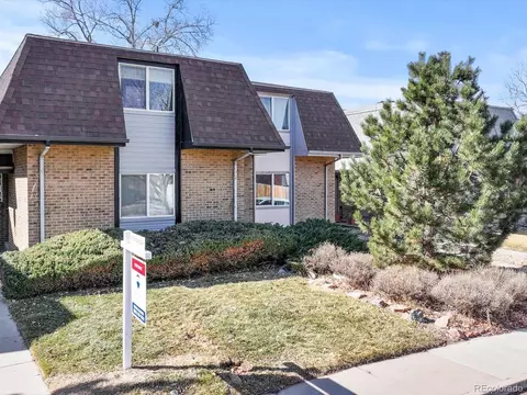 2323 S Jamaica St, Aurora, CO 80014