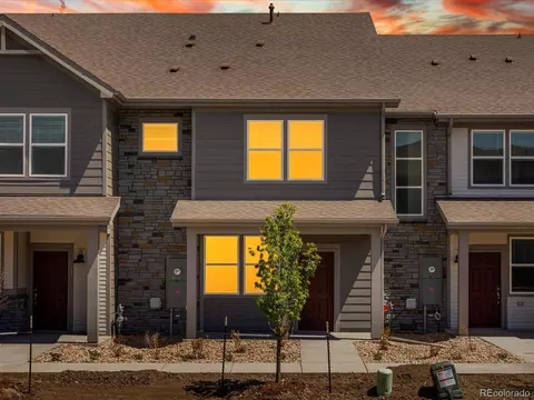 1618 Riverplace Dr #2, Windsor, CO 80550
