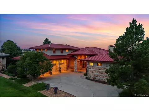 24360 E Glasgow Dr, Aurora, CO 80016