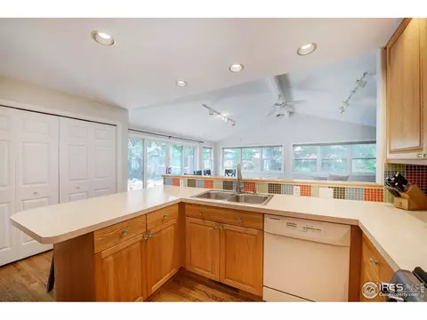 735 33rd St, Boulder, CO 80303 photo 7