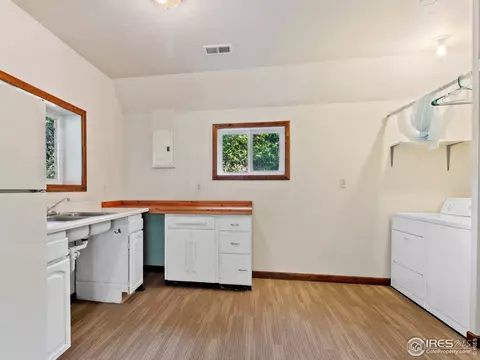 445 Hover St, Longmont, CO 80501 photo 17