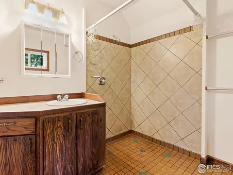 445 Hover St, Longmont, CO 80501 photo 20