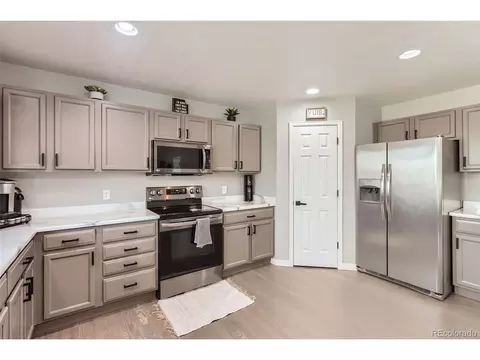 3805 E 106th Ave, Thornton, CO 80233 photo 8