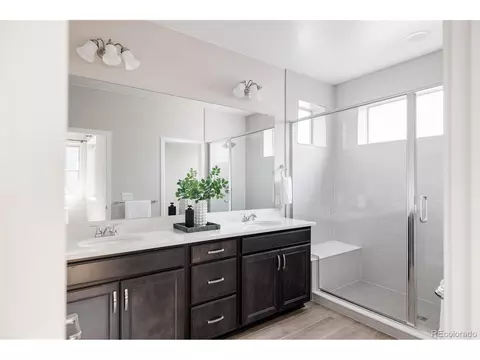 9740 E 59th Dr, Denver, CO 80238 photo 16