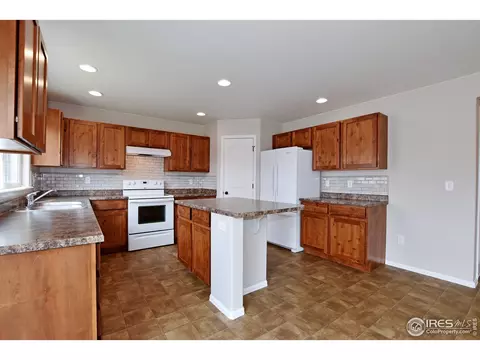 569 Cherryridge Dr, Windsor, CO 80550 photo 9