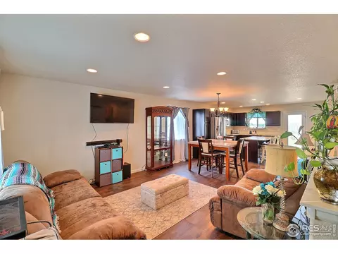 4310 Sunflower Rd, Evans, CO 80620 photo 4