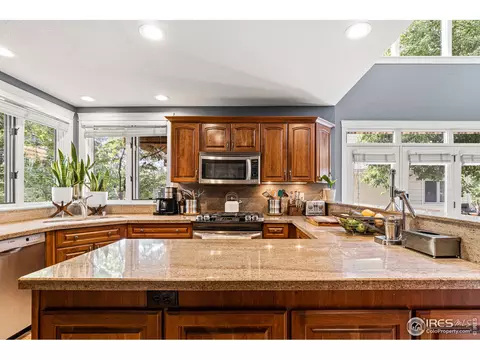 2860 Links Dr, Boulder, CO 80301 photo 9