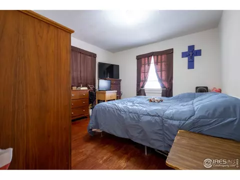 585 6th St, Bennett, CO 80102 photo 4