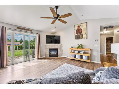1016 Basin Ct, Windsor, CO 80550 photo 6