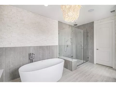 7033 E Lake Cir, Centennial, CO 80111 photo 22
